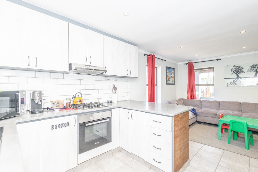 2 Bedroom Property for Sale in Zoo Park Western Cape